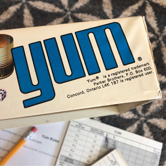 60's "Yum" Game - Yum Dice Game - Ages 7+ - 60's Boardgame - Dice Board Game - Picture 6 of 11